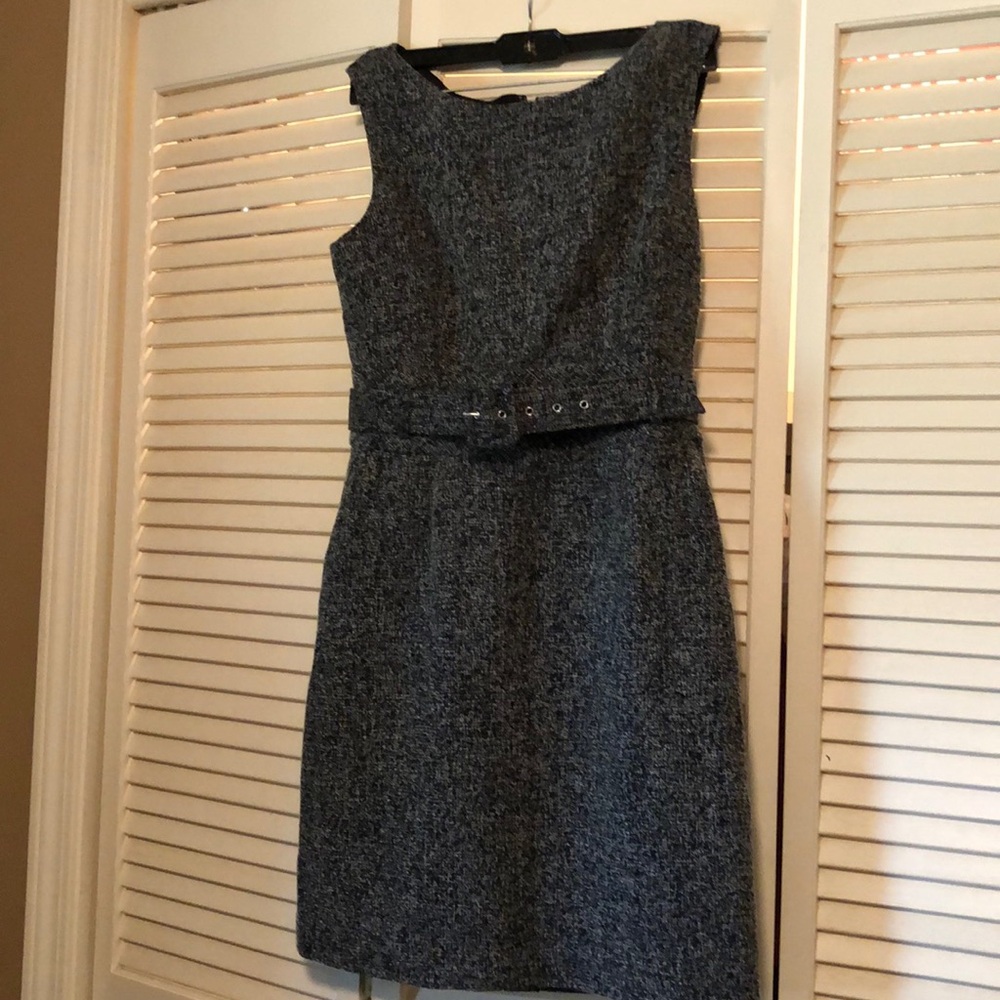 Banana Republic tweed like dress with belt